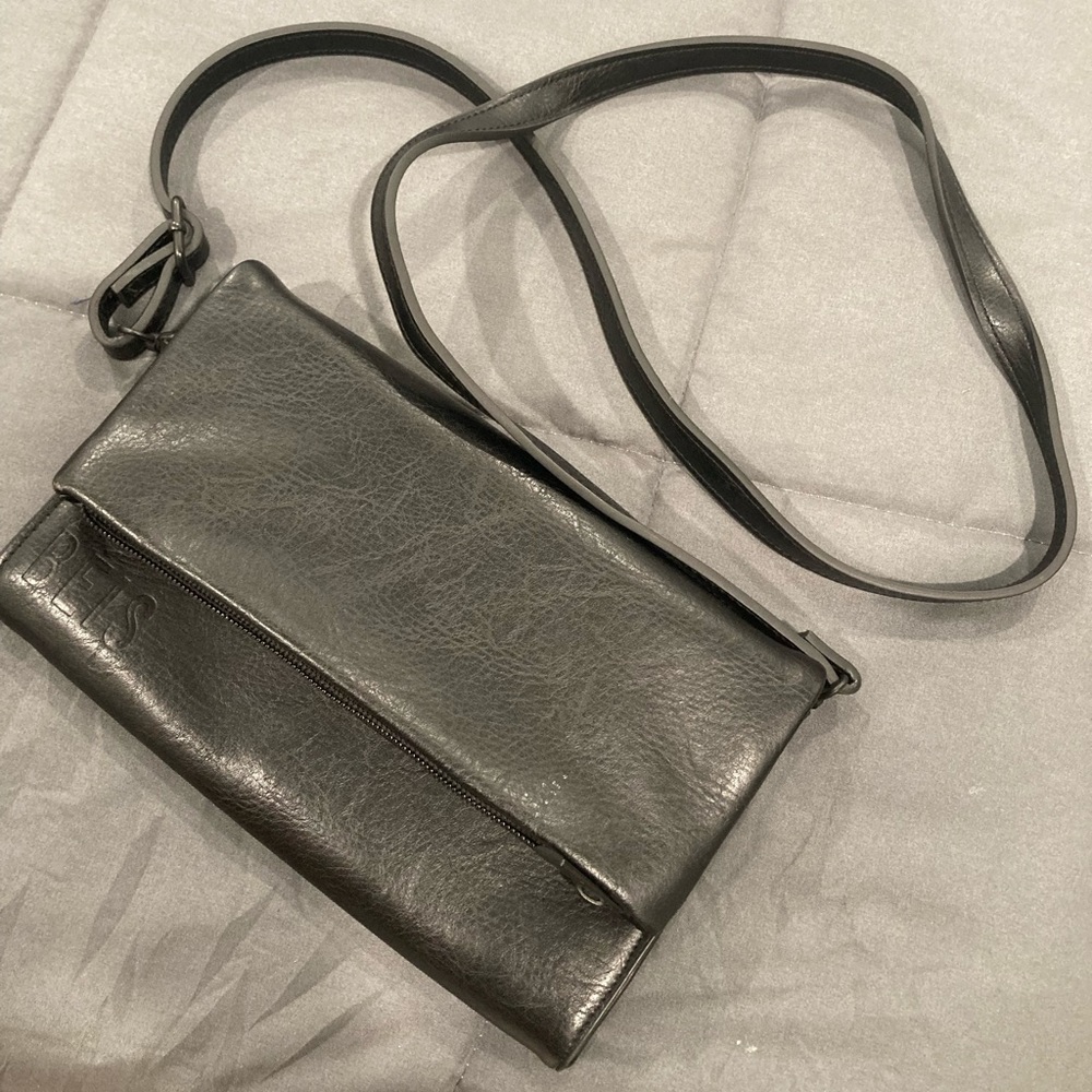 Beiis crossbody wallet